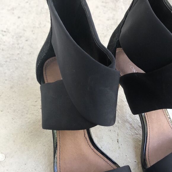 Donald J Pliner heels - Picture 4 of 10